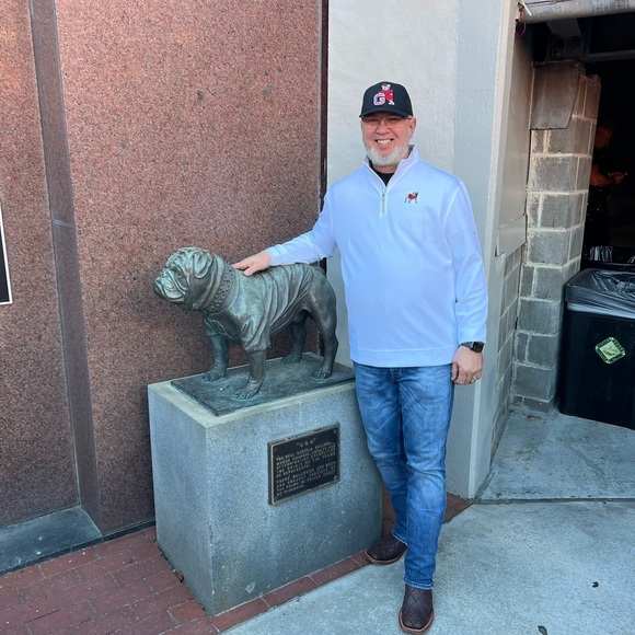 Meet your Posher, Chad - Picture 1 of 2